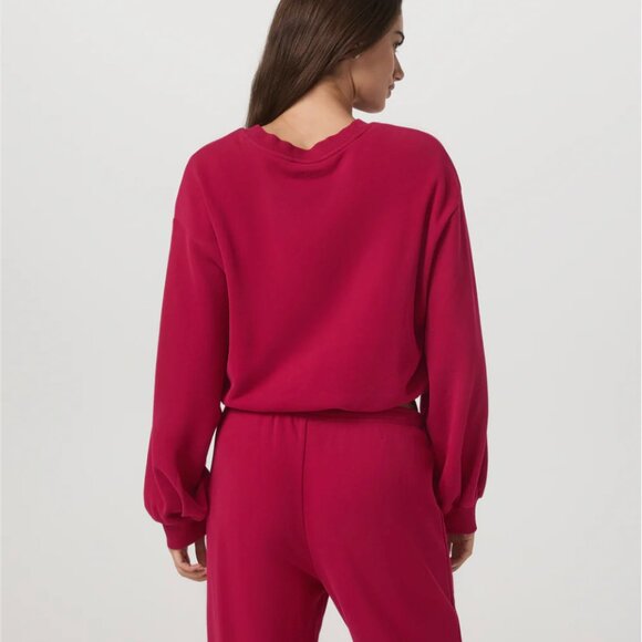 Sedona Bubble Crew & Straight Leg Sweatpant Set in Strawberry | Vuori - Picture 4 of 4